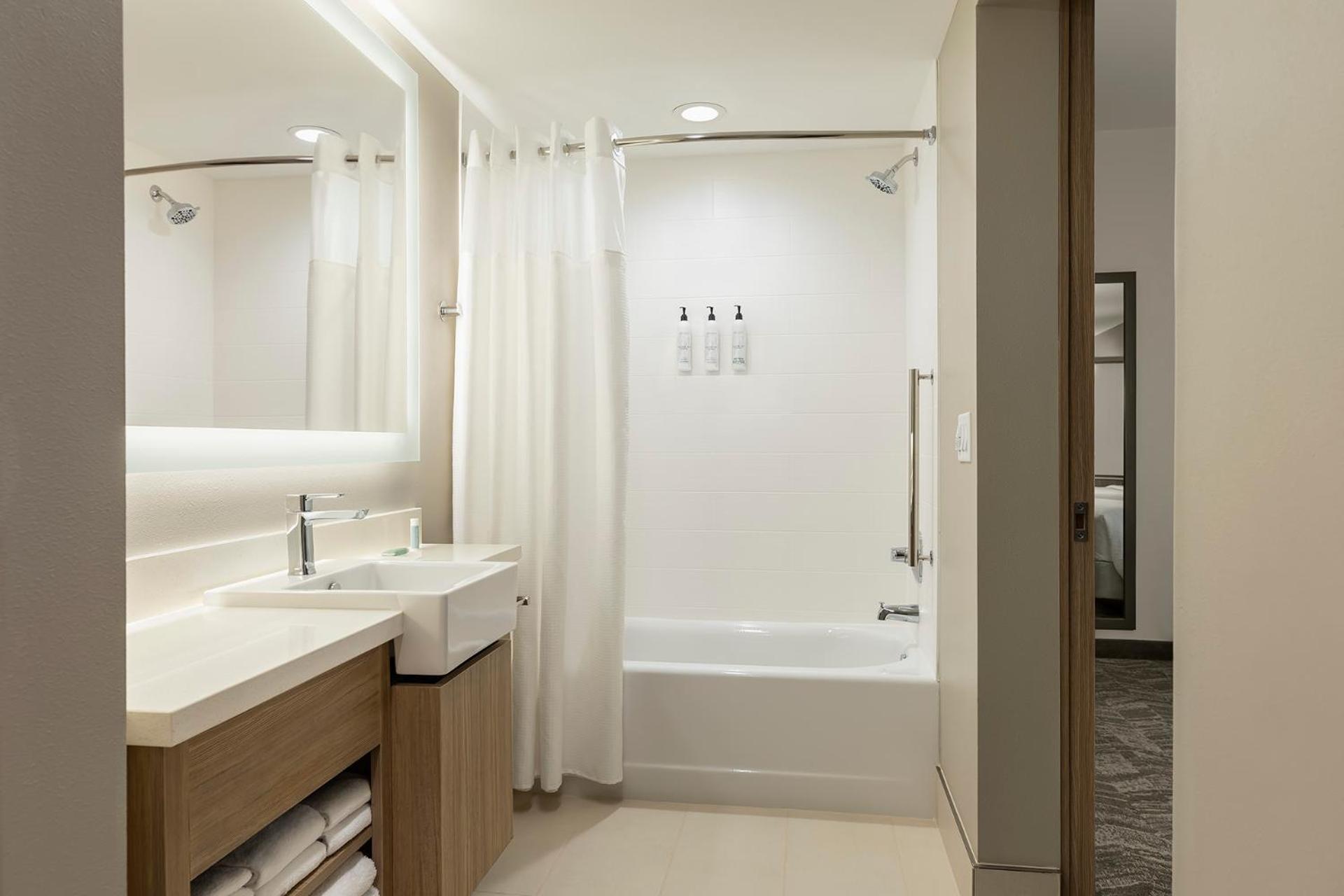 Springhill Suites By Marriott فارغو، داكوتا الشمالية الغرفة الصورة